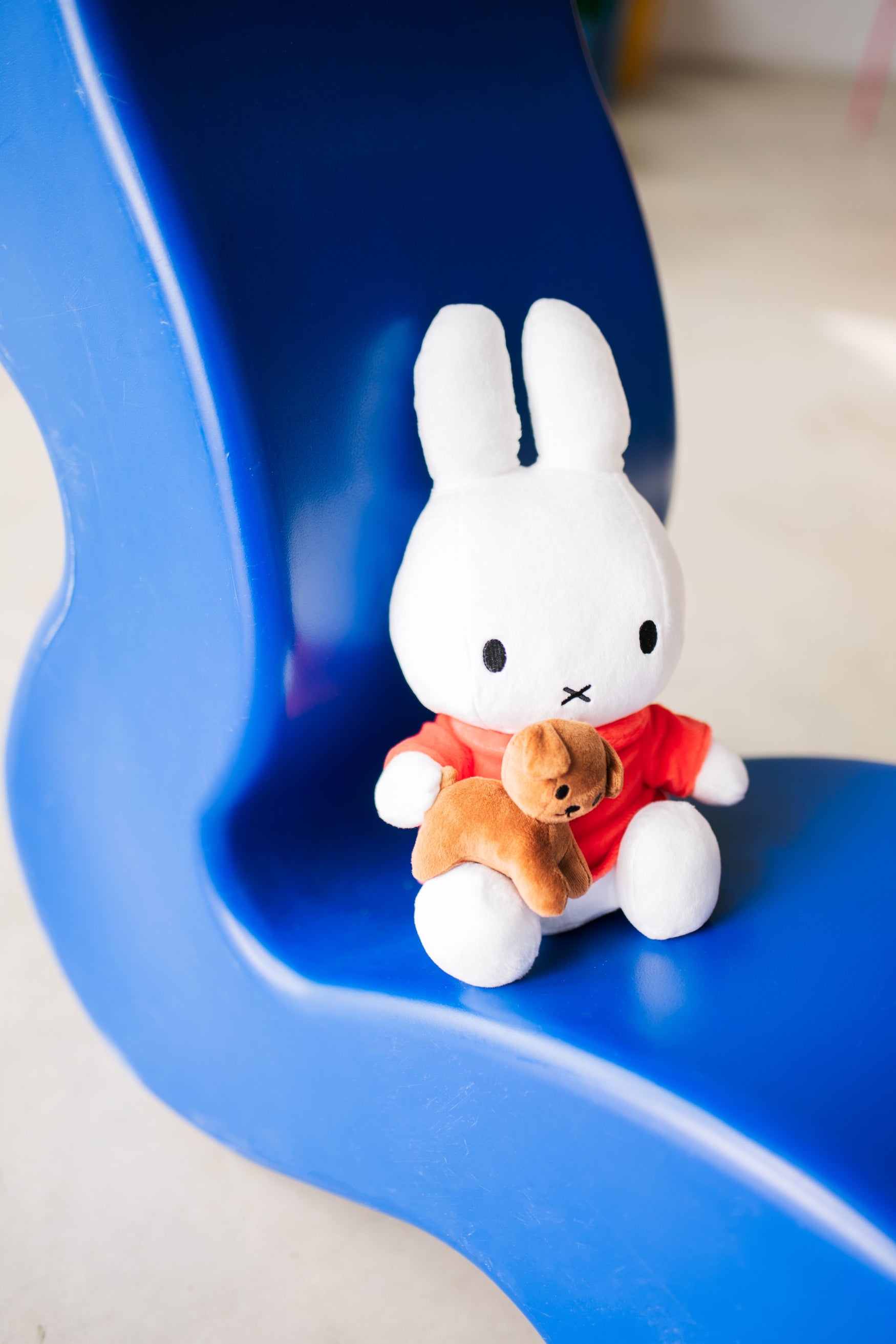 Miffy with Snuffy 33 cm 13 White Orange Bon Ton Toys