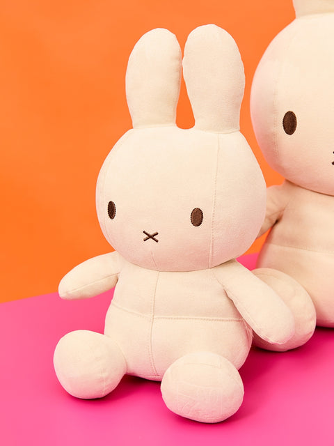 Ltd. Edition Miffy Faux Suede Beige - 35 cm - 14 | Beige